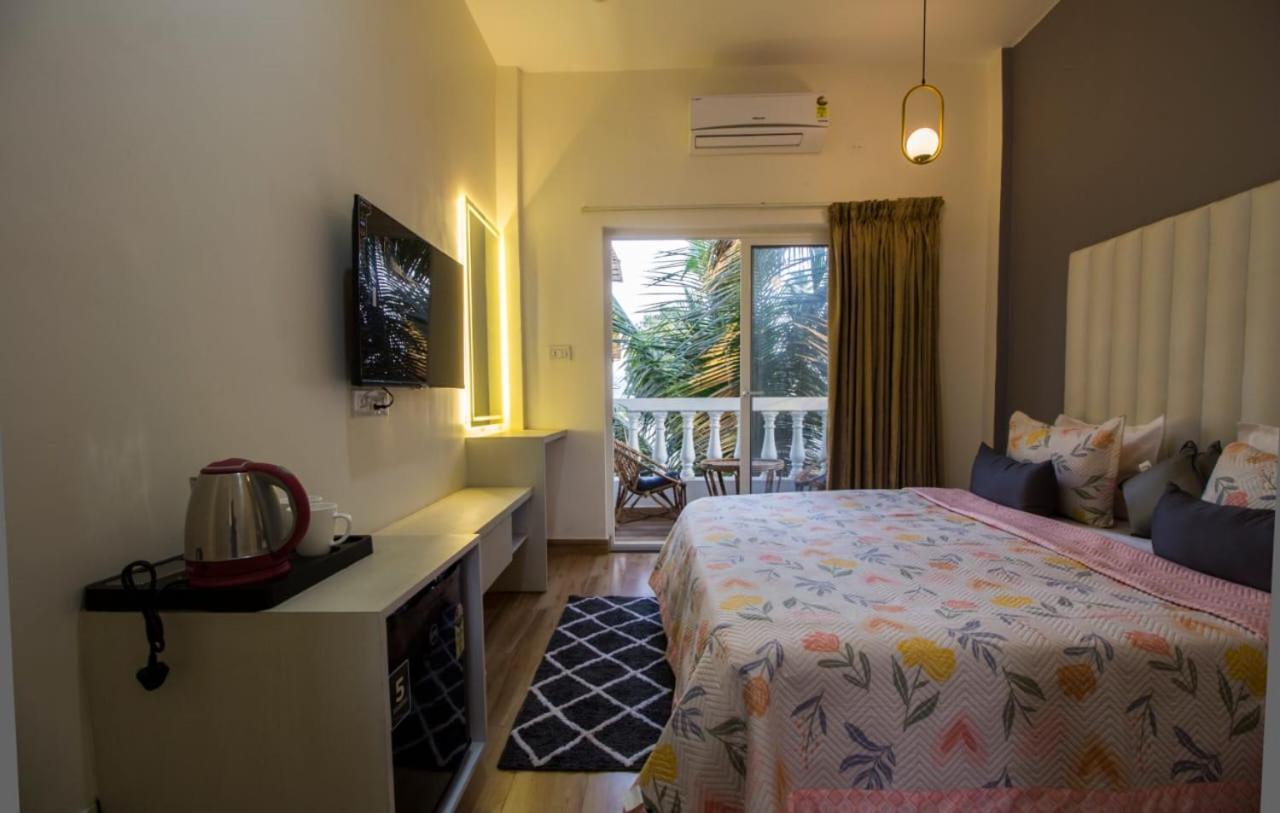 The Me Ra Kee House Hotel Morjim Eksteriør billede