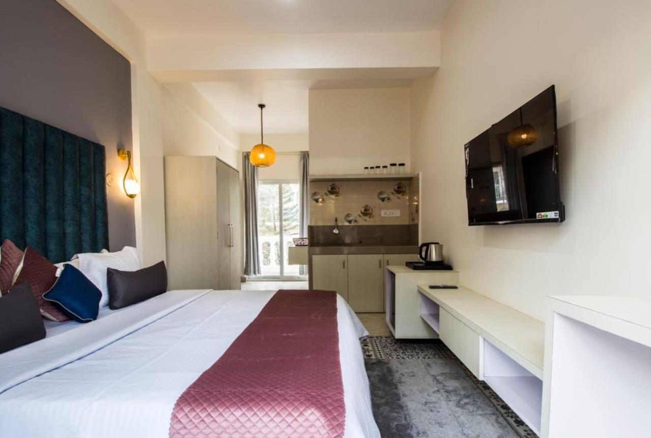The Me Ra Kee House Hotel Morjim Eksteriør billede